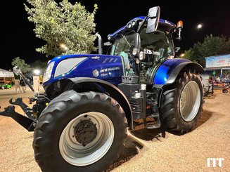 Farm tractor New Holland T7 270 AC BLUE POWER - 6