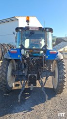 Farm tractor New Holland T5.115 DC 1.5 - 5