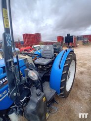 Farm tractor New Holland T4.120F - 5