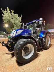 Farm tractor New Holland T7 270 AC BLUE POWER - 4