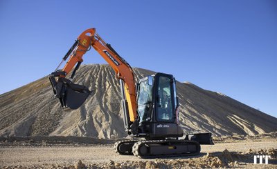 Mini excavator Develon DX35z - 1