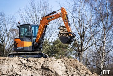 Mini excavator Develon DX55r - 6