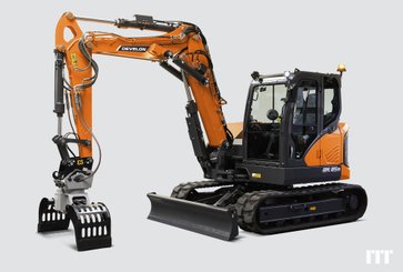 Mini excavator Develon DX85r - 1