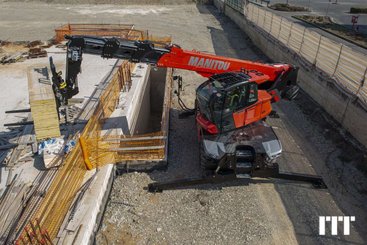 Rotating telehandler Manitou MRT 2660 V PLUS - 4