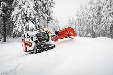 Mini track loader Bobcat T590E - 3