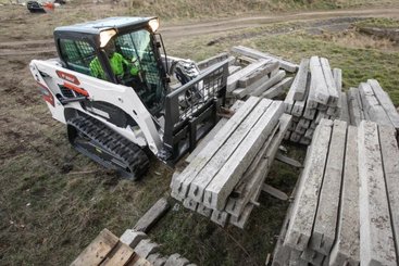 Mini track loader Bobcat T450 - 5